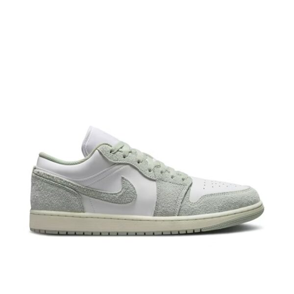 Air Jordan 1 Low SE Seafoam