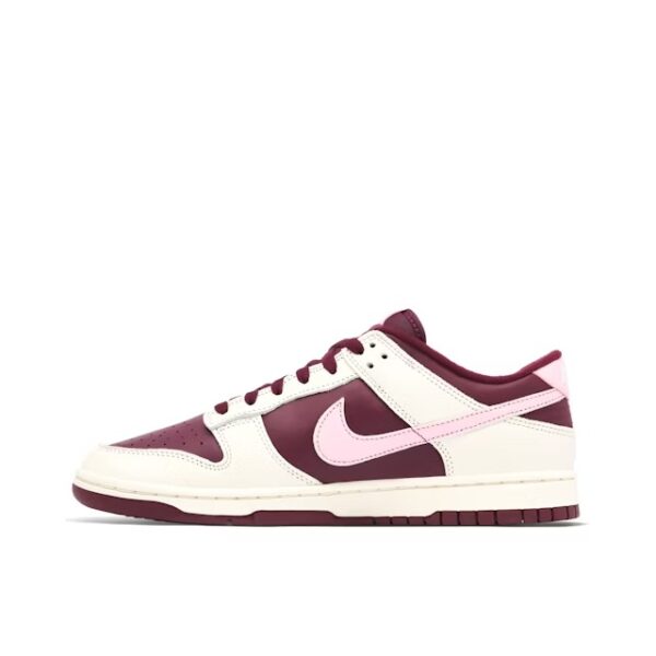 Dunk Low Valentines Day 2023 – Image 2