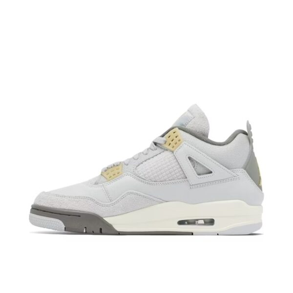 Air Jordan 4 SE Craft Photon Dust – Image 2