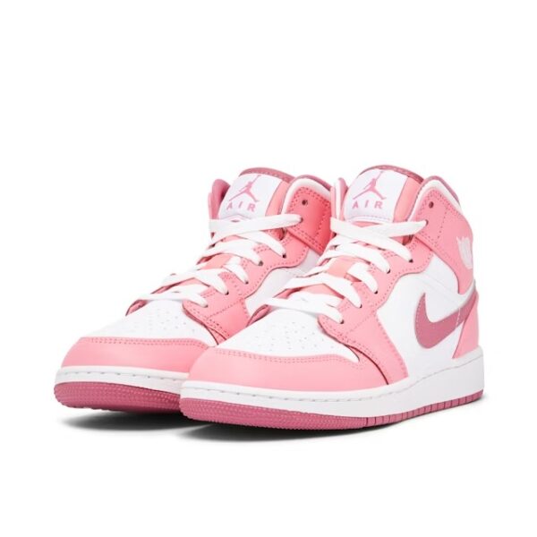 Air Jordan 1 Mid Valentines Day – Image 3