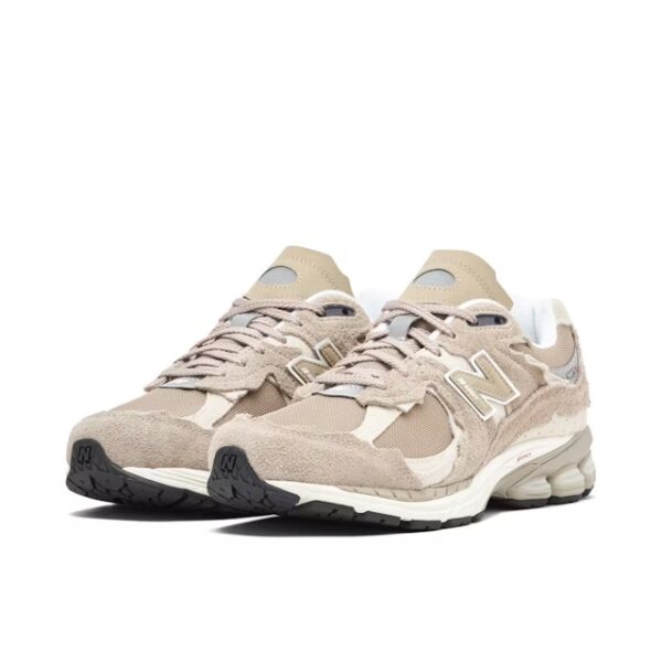 New Balance 2002R Protection Pack Driftwood – Image 3