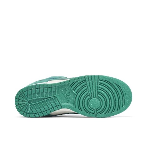 Dunk Low SE 85 Bone Green – Image 4